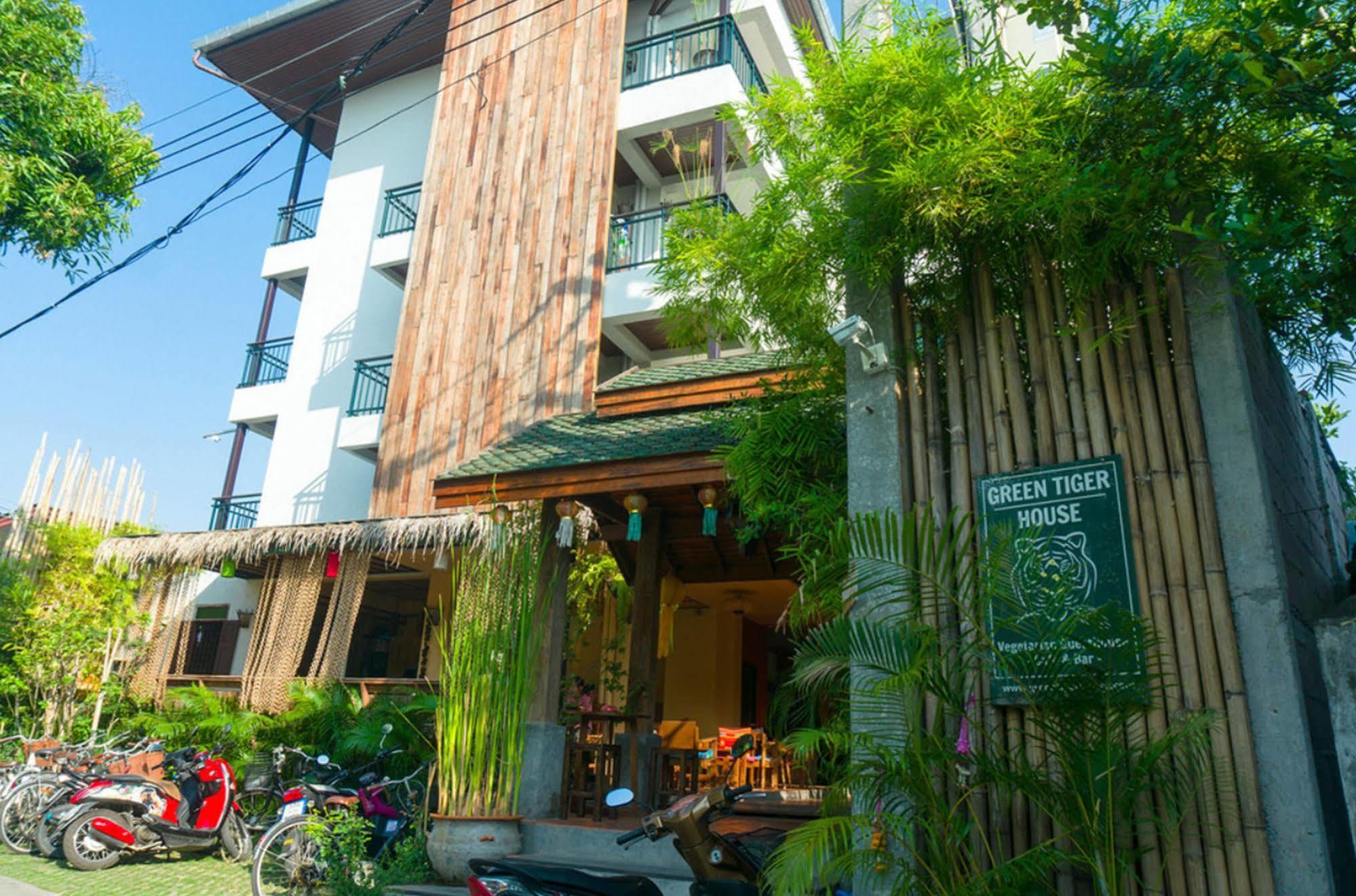 Green Tiger House Chiang Mai Exterior foto